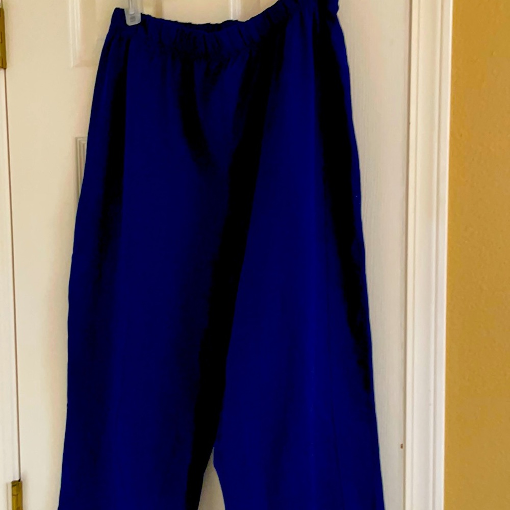 Woman’s luxury ll Bean pants
